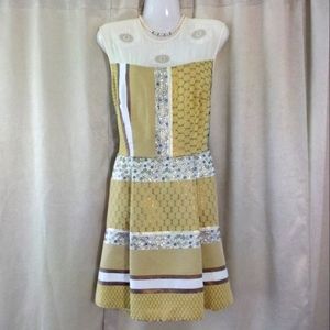 Nicole Miller Cream and Gold Striped Dress Size 8